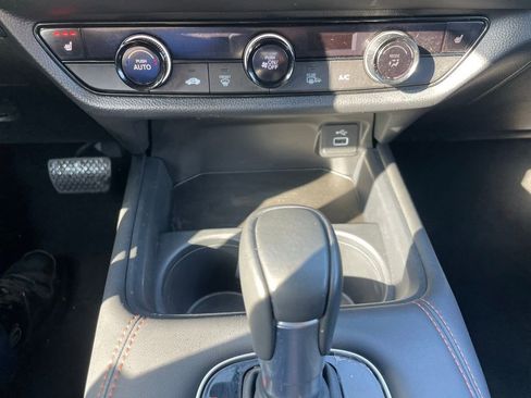 Certified 2025 Honda HR-V Sport image 18