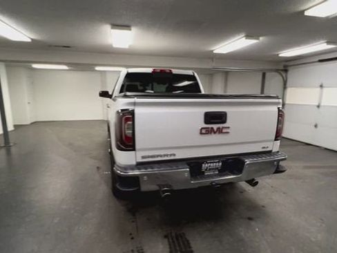 Certified 2018 GMC Sierra 1500 SLT image 7