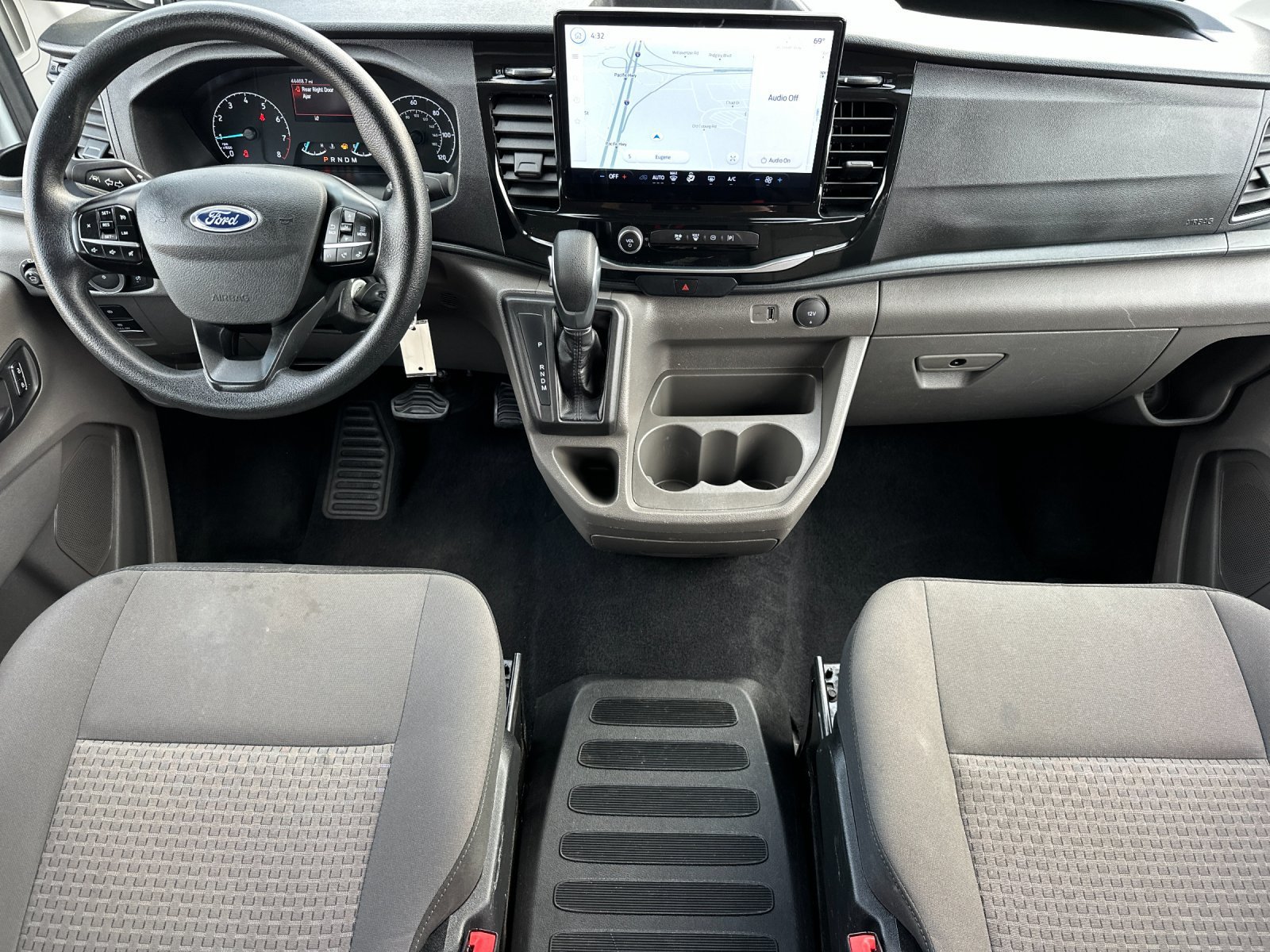 Used 2024 Ford Transit 350 XLT RWD image 13