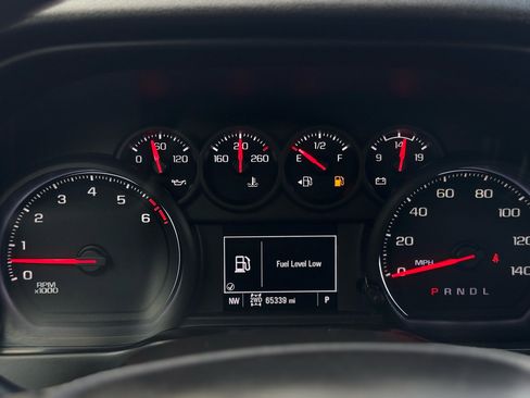 Used 2021 GMC Sierra 2500 4WD Double Cab 162 w/ Convenience Package image 25