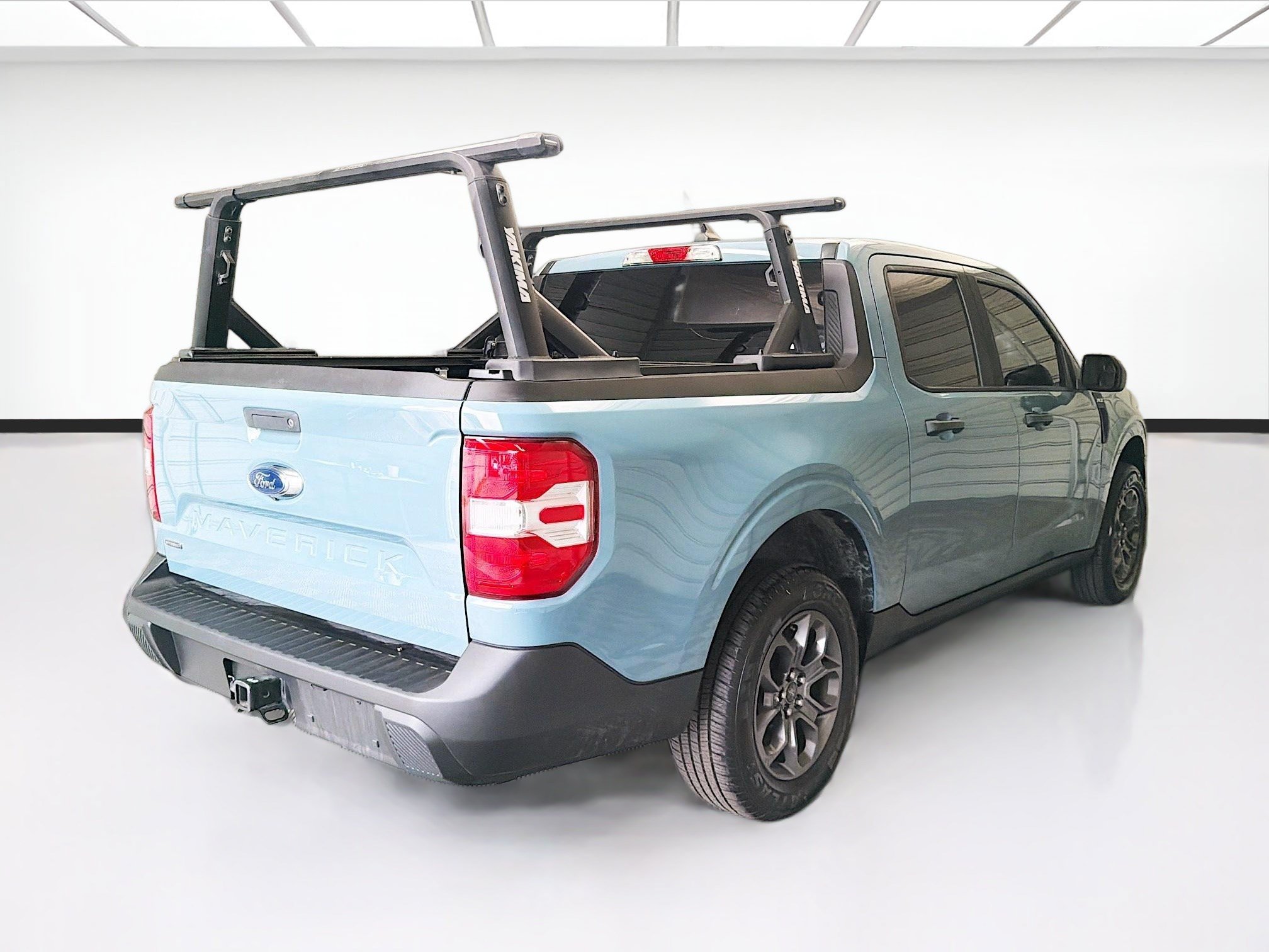 Used 2022 Ford Maverick XLT FWD image 4