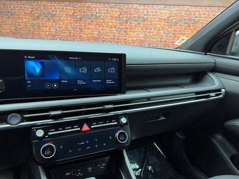 Used 2025 Hyundai Santa Cruz SEL image 17