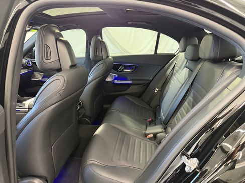 Used 2023 Mercedes-Benz C 300 4MATIC Sedan image 11