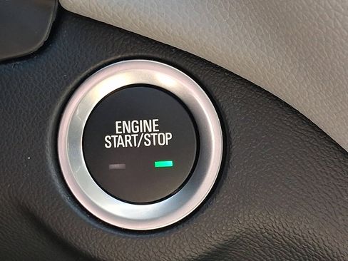 Certified 2023 Chevrolet Equinox LS w/ LS Convenience Package image 24