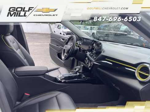 Used 2025 Chevrolet Trax ACTIV FWD image 29