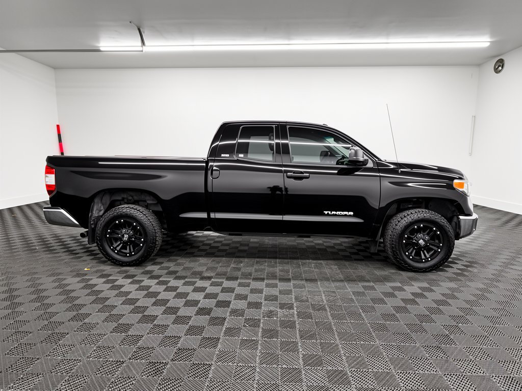 Used 2014 Toyota Tundra SR5 AWD/4WD image 8