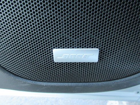 Certified 2017 GMC Acadia SLT image 25