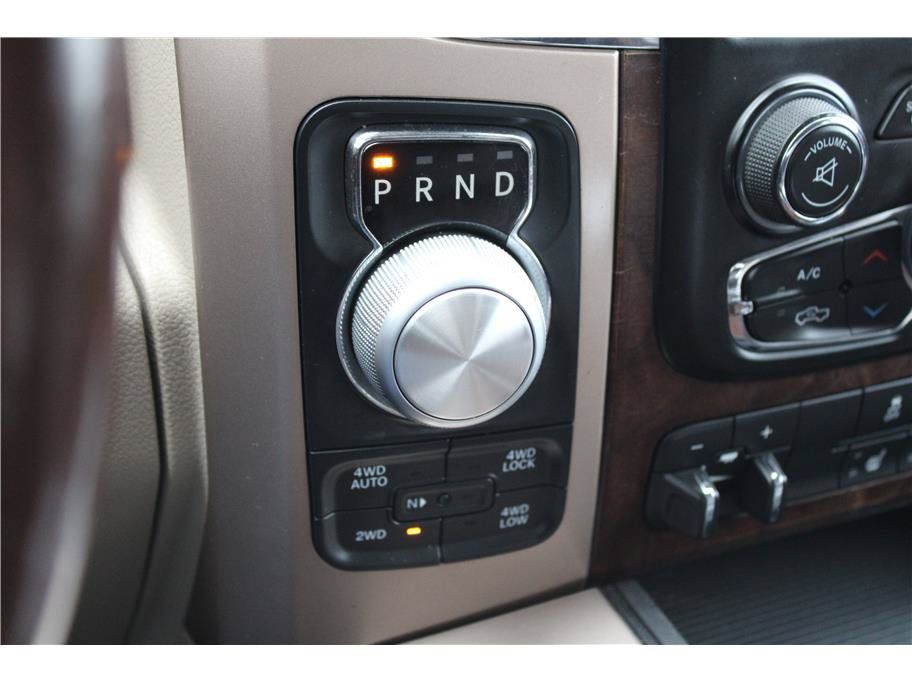 Used 2015 RAM 1500 Laramie Longhorn w/ Convenience Group AWD/4WD image 23