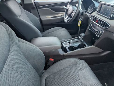 Used 2019 Hyundai Santa Fe SE FWD image 11