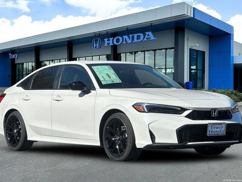 Used 2026 Honda Civic Sport image 2