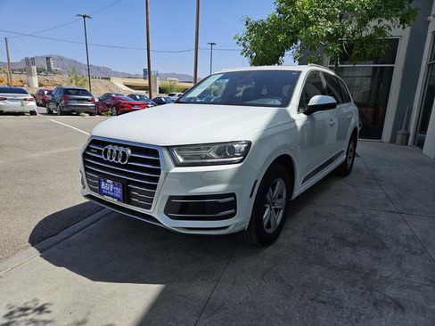 Used 2018 Audi Q7 2.0T Premium Plus w/ Premium Plus Package AWD/4WD image 3
