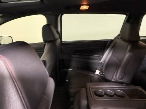 Used 2024 Honda Odyssey Sport image 38