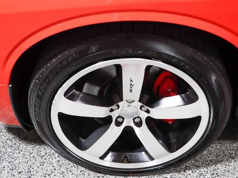 Used 2010 Dodge Challenger SRT8 image 11