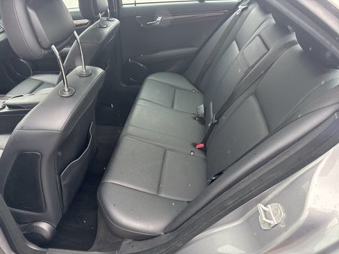 Used 2010 Mercedes-Benz C 300 4MATIC Sedan image 16