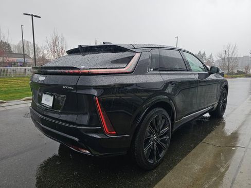 New 2026 Cadillac Lyriq Signature Sport w/ Nappa Leather Package image 7