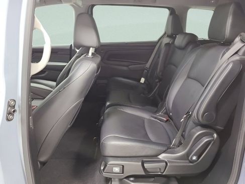 Used 2024 Honda Odyssey Touring image 19
