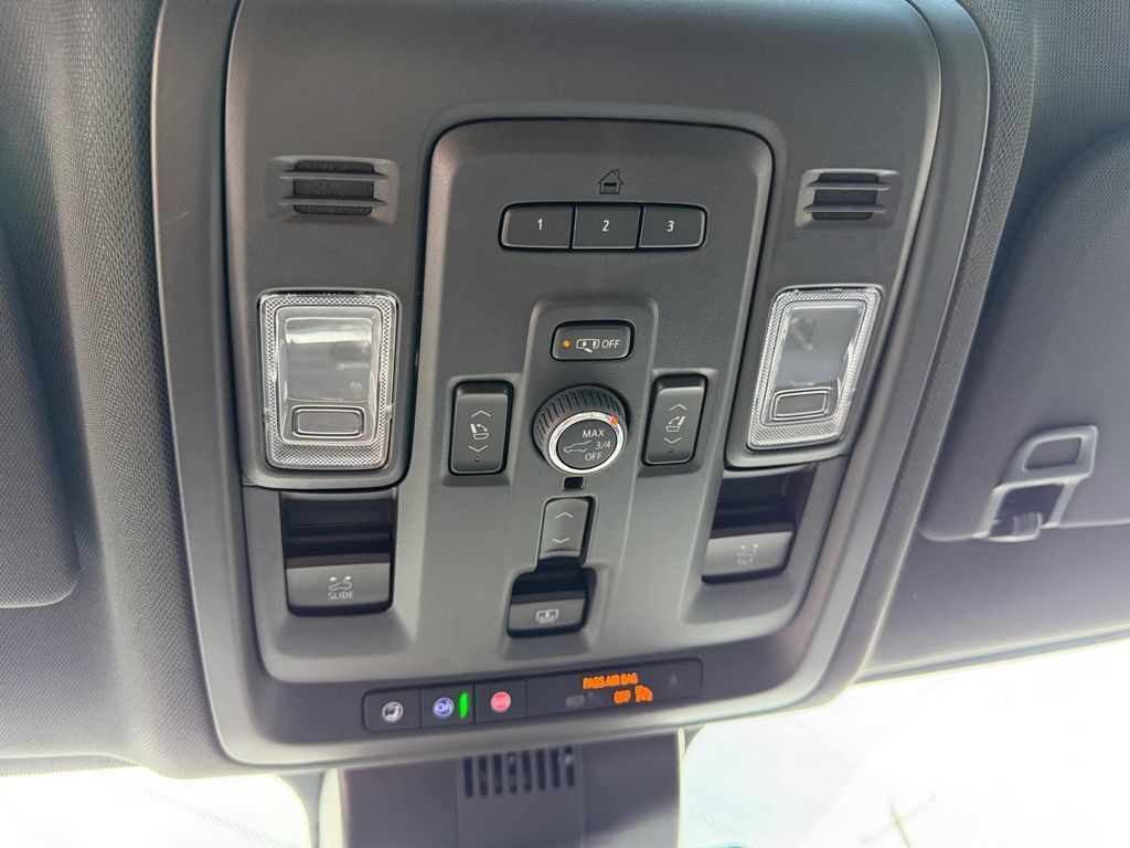 Used 2023 Chevrolet Tahoe RST w/ Luxury Package AWD/4WD image 24
