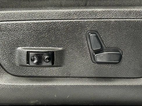 Used 2019 RAM 2500 Laramie w/ Night Edition AWD/4WD image 12
