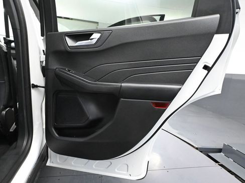 Used 2024 Ford Escape Platinum image 42