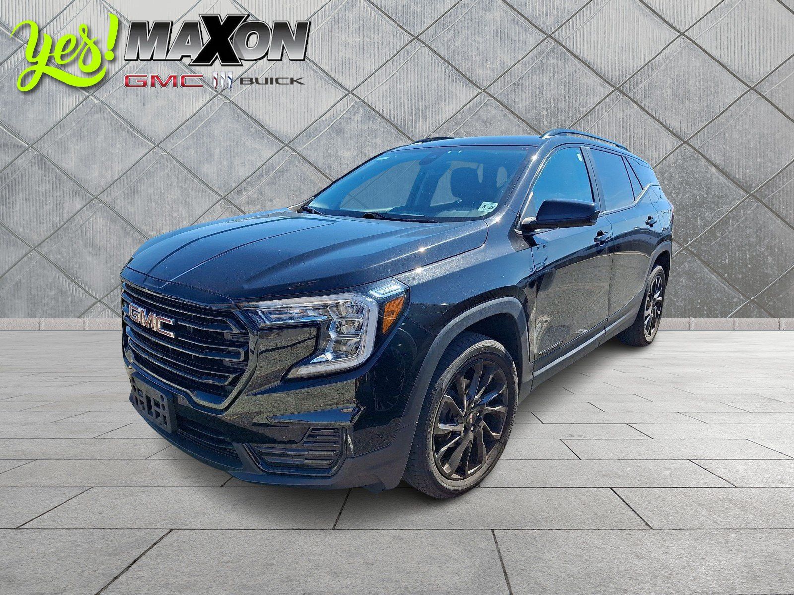 Certified 2023 GMC Terrain SLE w/ Driver Convenience Package AWD/4WD image 1