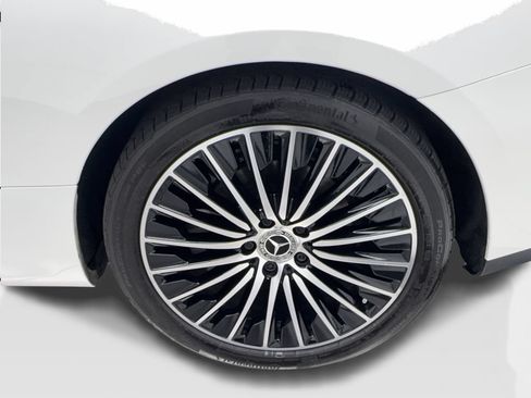 Used 2025 Mercedes-Benz CLE 300 4MATIC Coupe w/ AMG Line image 12