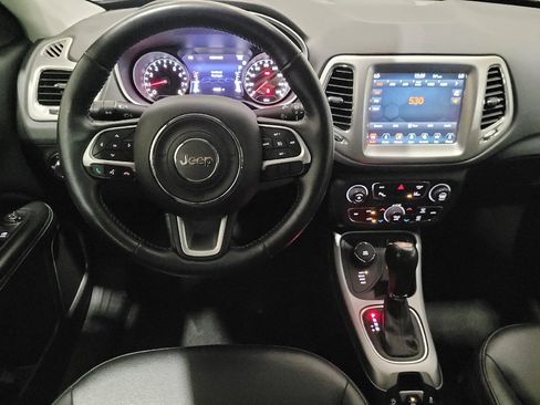 Used 2018 Jeep Compass Latitude w/ Popular Equipment Group AWD/4WD image 22