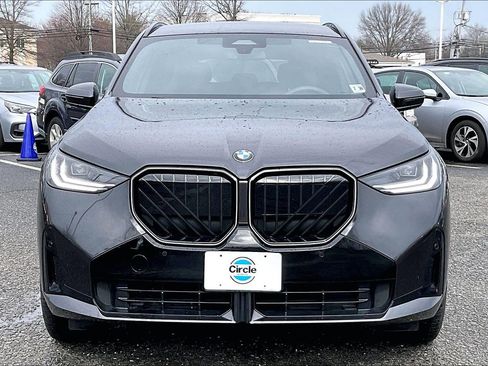 Used 2025 BMW X3 xDrive30i image 3