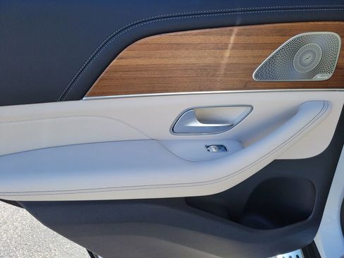 Certified 2023 Mercedes-Benz GLE 450 4MATIC image 12