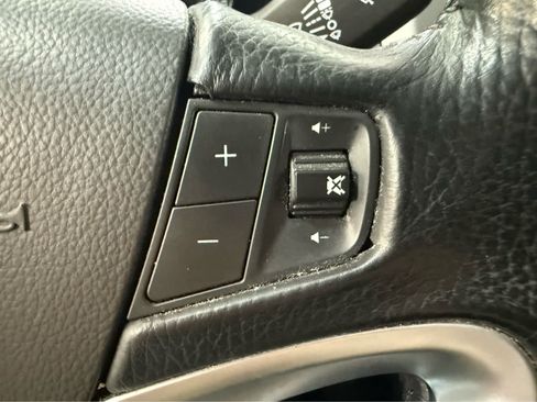 Used 2014 Chevrolet Captiva Sport LT w/ Convenience Package FWD image 19