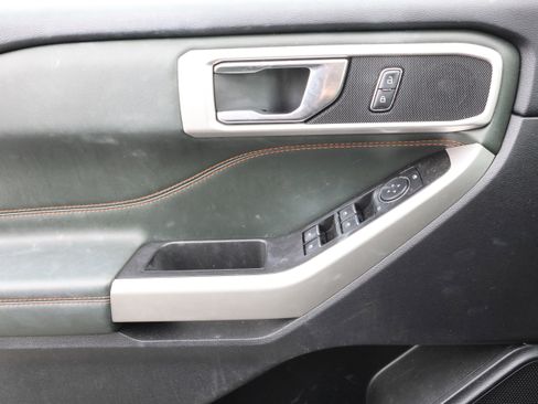 Used 2022 Ford Explorer Timberline image 12