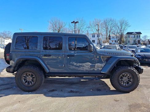Used 2025 Jeep Wrangler Unlimited Rubicon 392 image 15
