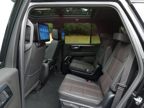 Used 2026 Chevrolet Tahoe High Country w/ Sun And Tow Package AWD/4WD image 26