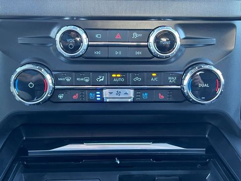 New 2026 Ford F250 Platinum image 32