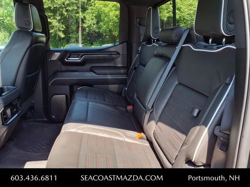 Used 2024 GMC Sierra 1500 AT4X image 16