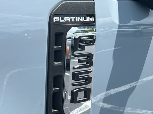 New 2026 Ford F350 Platinum w/ Platinum Plus Package AWD/4WD image 18