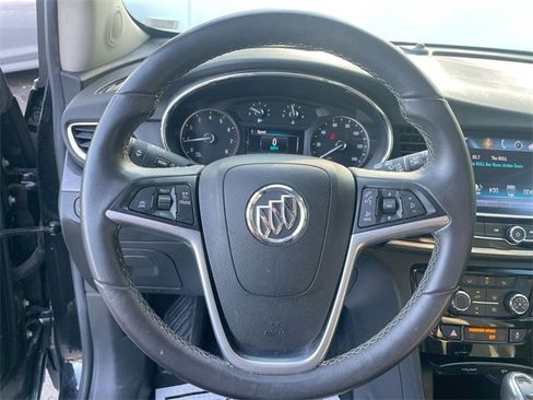 Used 2021 Buick Encore Preferred image 37