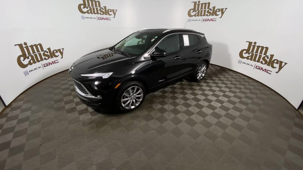 Used 2024 Buick Encore GX Avenir w/ Avenir Convenience Package FWD image 4