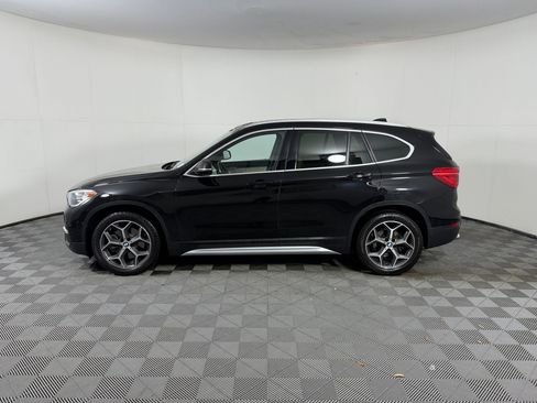 Used 2018 BMW X1 sDrive28i w/ Convenience Package FWD image 2