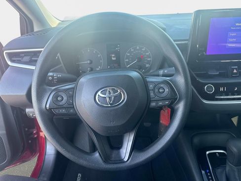 Used 2024 Toyota Corolla LE image 25