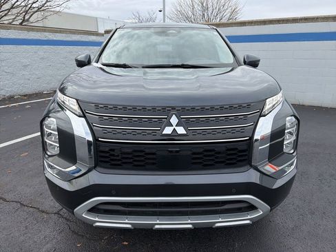 Used 2024 Mitsubishi Outlander SE image 8