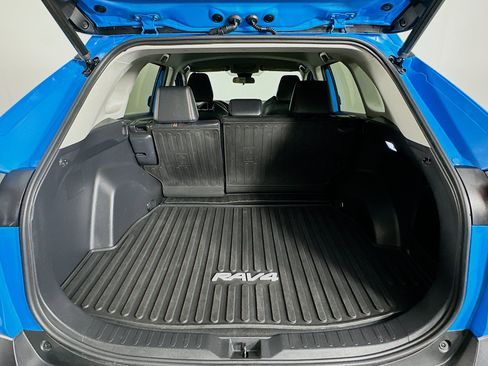 Used 2019 Toyota RAV4 Adventure AWD/4WD image 30