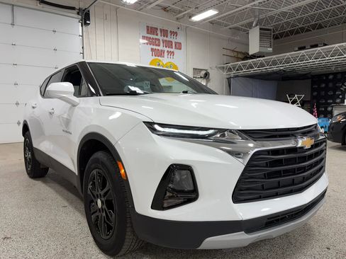 Used 2021 Chevrolet Blazer LT AWD/4WD image 1