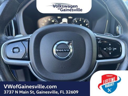 Used 2019 Volvo XC60 T6 R-Design w/ Protection Package Premier image 22