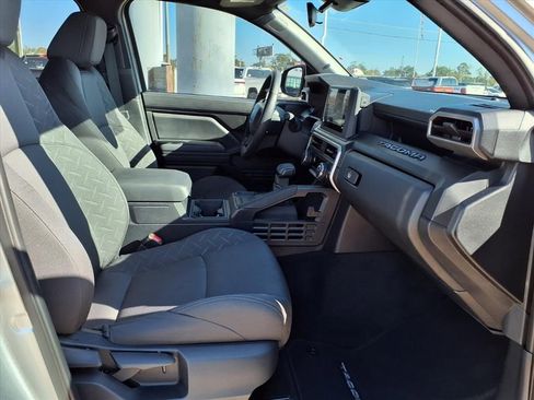 Certified 2025 Toyota Tacoma SR image 19