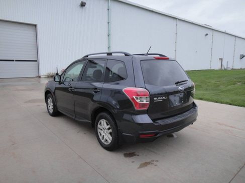 Used 2014 Subaru Forester 2.5i Premium AWD/4WD image 9
