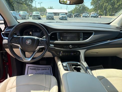 Used 2023 Buick Enclave Essence FWD image 13