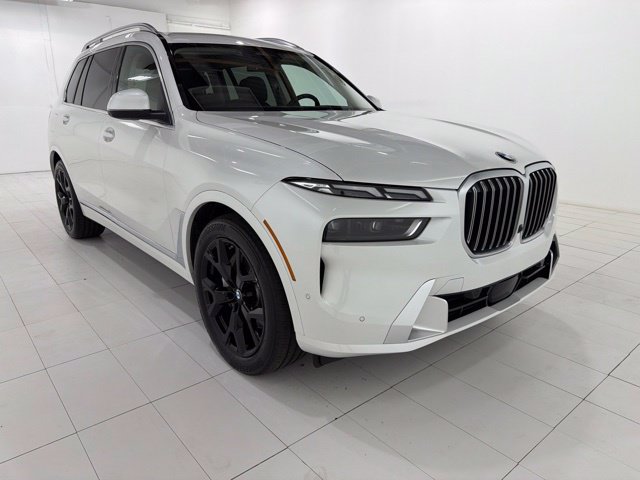 Certified 2024 BMW X7 xDrive40i w/ Premium Package AWD/4WD image 7