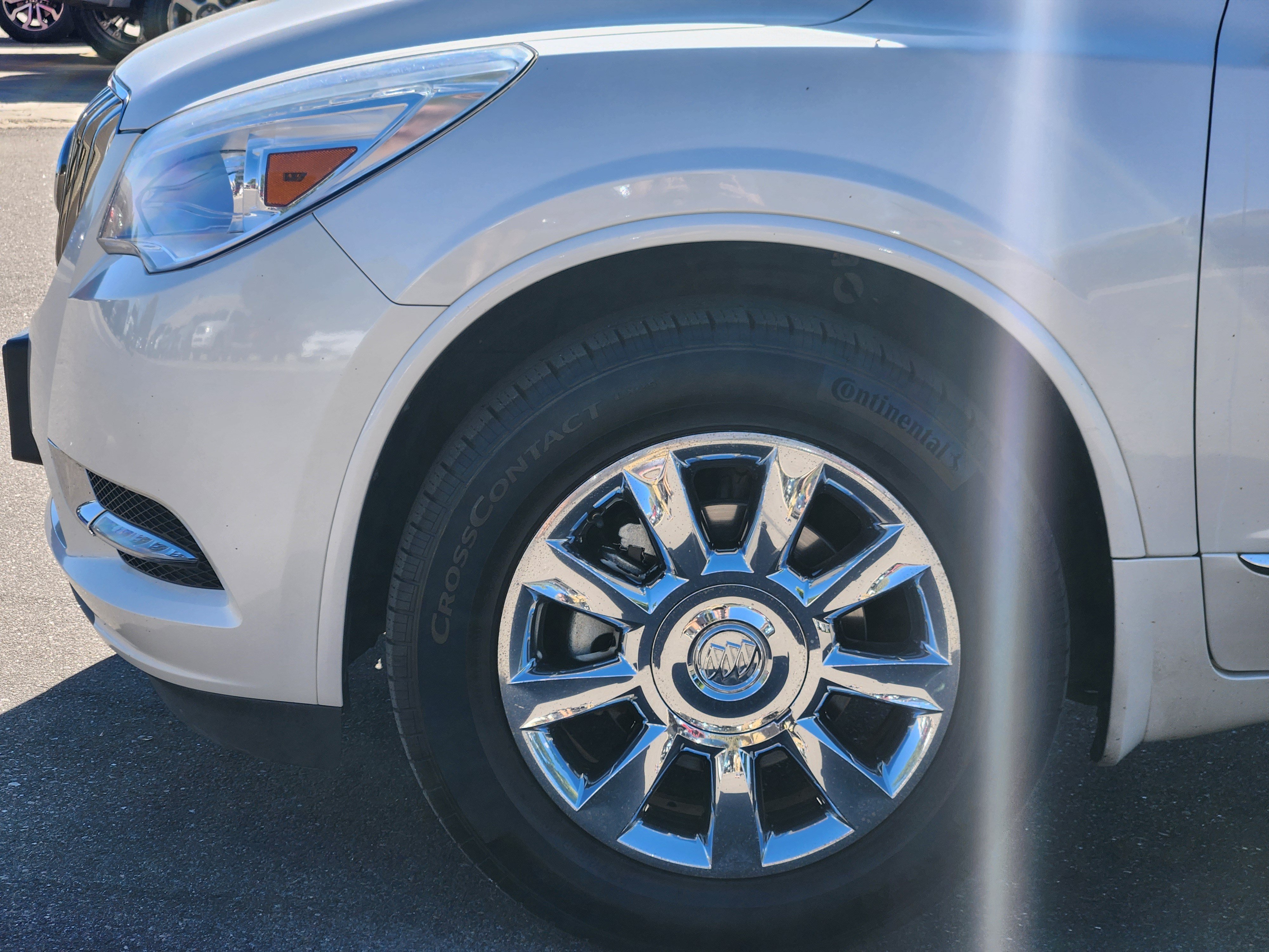 Used 2014 Buick Enclave Leather AWD/4WD image 7