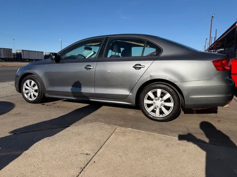 Used 2012 Volkswagen Jetta Sedan image 14