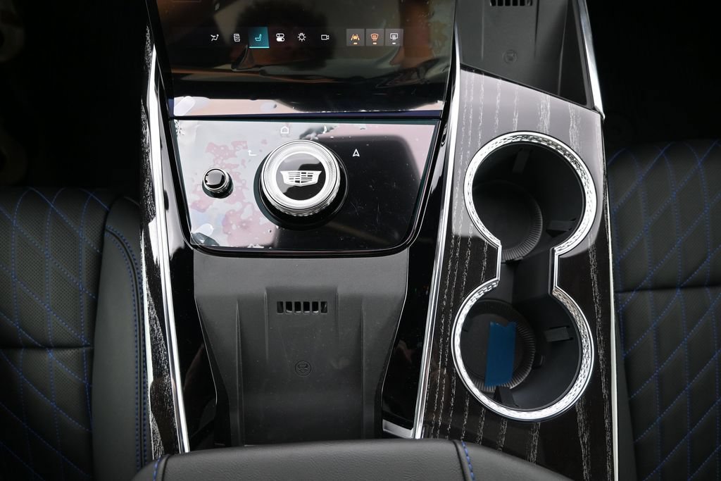 New 2026 Cadillac Escalade IQ Sport 1 w/ LPO, ONYX Package AWD/4WD image 24